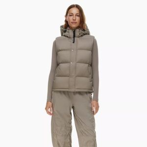 Aritzia Super puff vest